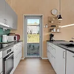 Дом отдыха Cozy In With Kitchen *