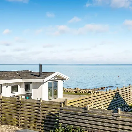 Casa vacanze Cozy In With Kitchen